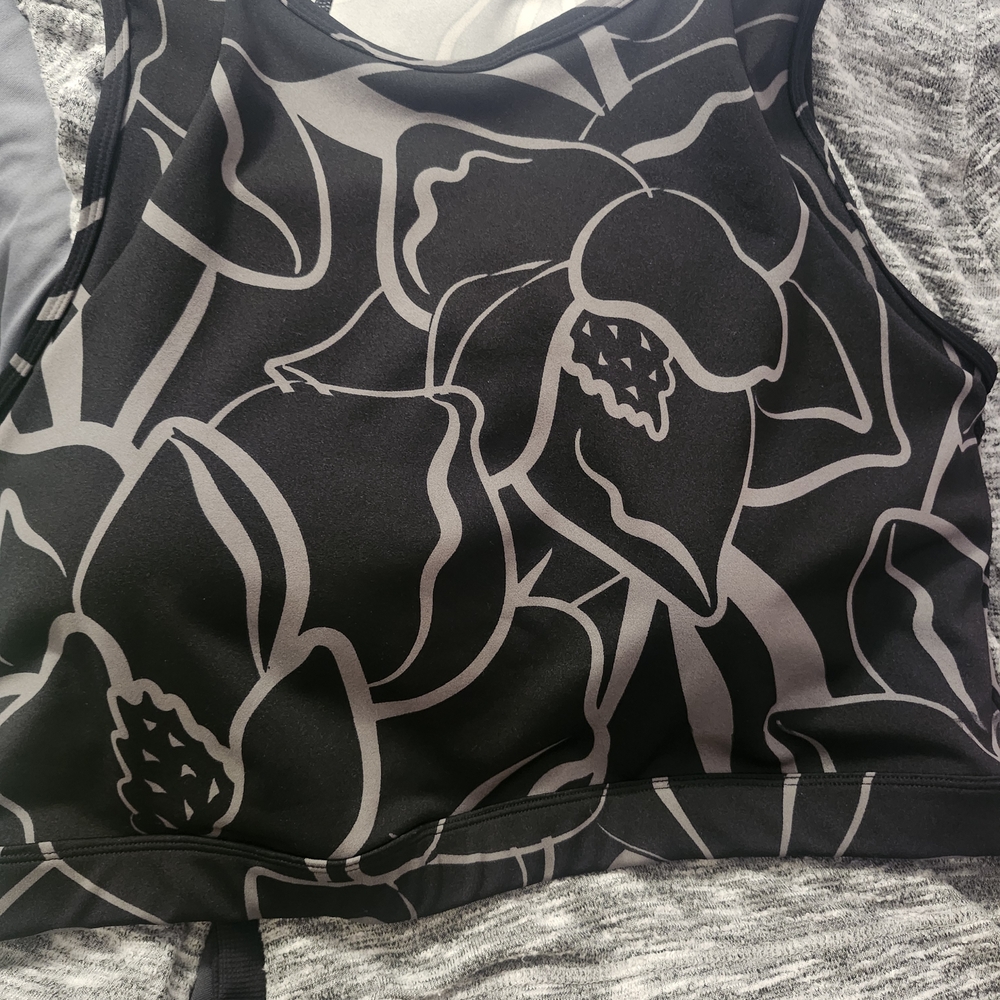 POP Fit Black and Gray Floral Top
